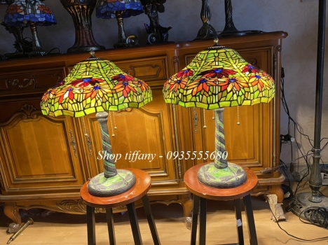 Đèn Tiffany Hoa Tiết Hoa Tử Đằng.