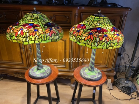 Đèn Tiffany Hoa Tiết Hoa Tử Đằng.