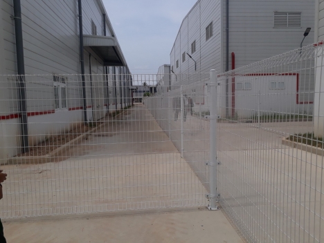 Hàng rào lưới thép mạ kẽm chắn sóng, hàng rào di động, lưới hàng rào