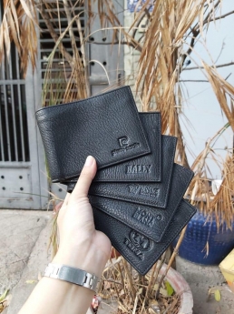 In logo lên ví da có sẵn, in từ 50 cái