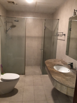 Biệt thự Bắc Linh Đàm 400m2 6pn 30 triệu. Lhe 0375995653