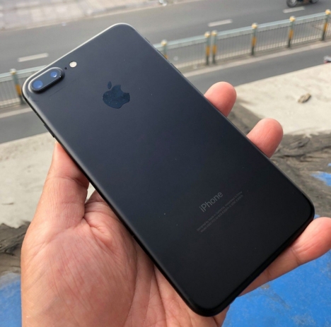 Tin siêu hot 7 plus 32gb giá rẻ cực sốc