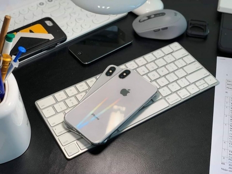 Tháng 7 này iphone x giá cực sốc chỉ 10.490.000đ