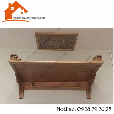 Bàn thờ treo đẹp kết hợp với vách ngăn cnc hoa văn