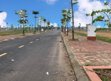 Đất nển dự án ven sông kề biển trục đường 36m TT Đồng Hới