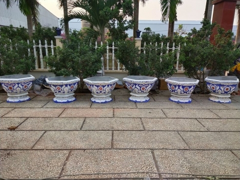 chậu hoa dán sành sứ_ thủ công mỹ nghệ_chậu hoa làm theo yêu cầu.
