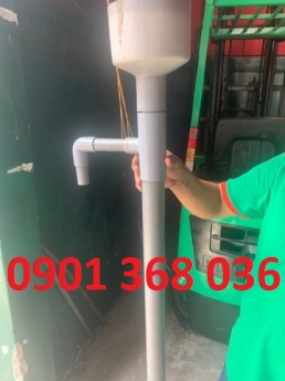 +++Bơm dầu nhớt quay tay nhựa  bền đẹp 290k+++