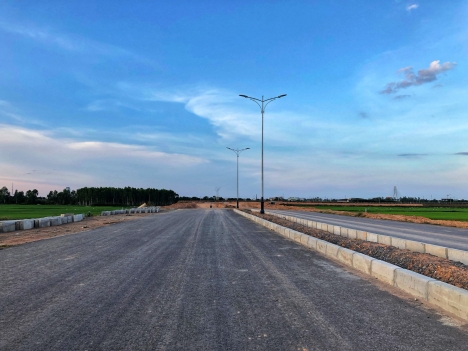 ĐẤT NỀN VEN SÔNG KỀ BIỂN TRÊN TRỤC 36M TUYẾN KINH TẾ ĐÔNG TÂY