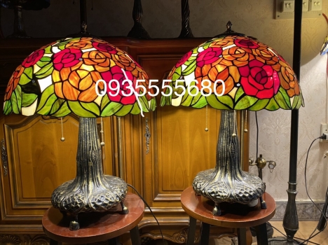 Giao lưu Đôi đèn Tiffany hoa hồng đa sắc