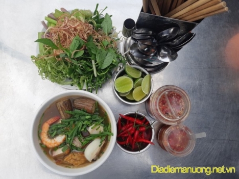 Quán Bún Mắm Ngon Hoàng Diệu Quận 4