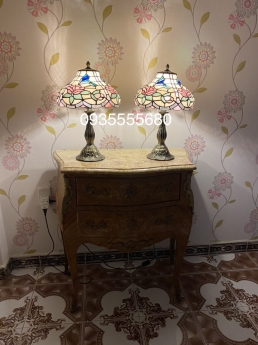 Đôi đèn phòng ngủ Tiffany họa tiết hoa chim