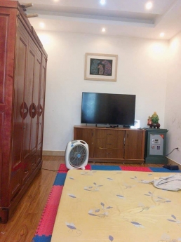 Cho thuê nguyên căn làm văn phòng hoặc bán hàng onl