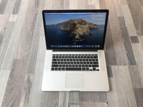 Macbook Pro 13 Inch Touch 2019 MUHQ2 - Mới 99,99%