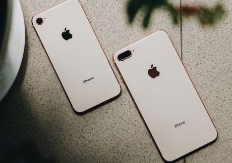 IPhone SE 2020 64gb 2 Sim old.0ld