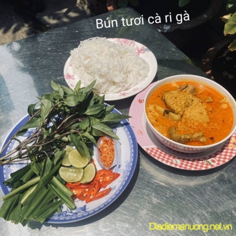 CÀ RI GÀ CÔ PHƯƠNG - Cà Ri Gà Ngon Tân Bình