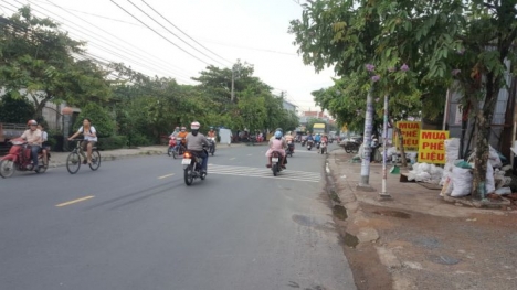 Đất trung tâm ngay chợ giá rẻ chỉ 350tr có ngay lô đất mặt tiền đẹp.