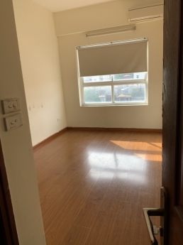 CHCC phố Vũ Trọng Phụng 130m2 3pn 3vs 10 triệu. Lhe 0375995653