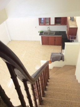 Nhà riêng DV Tây Nam Linh Đàm 300m2 6pn 7vs 15 triệu.Lhe 0375995653