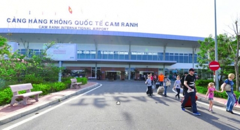 Gia đình cần bán gấp đất tại đường lớn Đinh Tiên Hoàng,Cam Lâm, Bãi Dài Cam Ranh