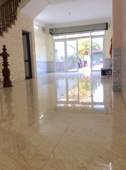 Nhà riêng DV Tây Nam Linh Đàm 300m2 6pn 7vs 15 triệu.Lhe 0375995653