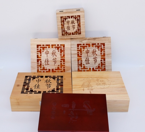 Hộp bánh trung thu bằng tre, gỗ