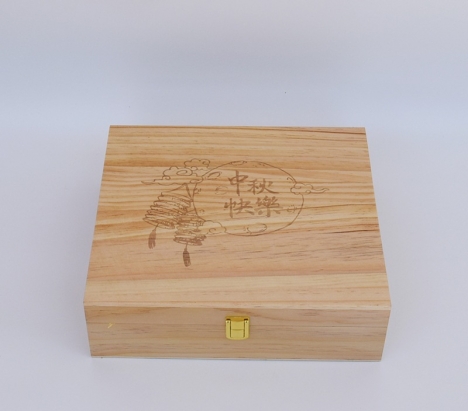 Hộp bánh trung thu bằng tre, gỗ