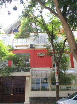 Biệt thự mặt đường Bắc Linh Đàm 400m2 200 triệu. Lhệ 0375995653