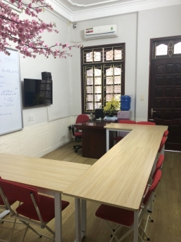 Văn phòng 50m2 Ngô Thì Nhậm, Hà Đông 2p full nt. 4.5 triệu. Lh 0904614179