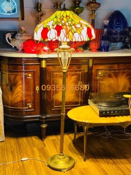 Đèn sàn tiffany hoa tuy líp hàng Đức cổ