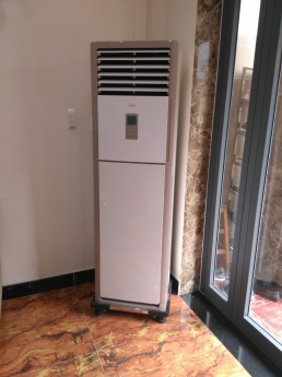 Phân phối số lượng lớn Máy lạnh tủ đứng Midea giá cạnh tranh toàn quốc