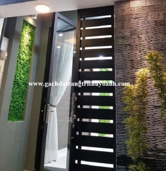 Đá răng lược đen ốp lát trang trí quán cafe