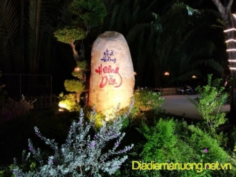 Nhà Hàng Hương Dừa - Nhà Hàng Sân Vườn Sinh Thái Quận 9