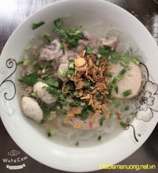 Quán Hủ Tiếu, Bún Mọc Ngon Tân Bình