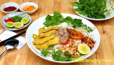 Quán Mì Quảng Trộn quận gò vấp