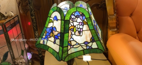 Giao Lưu Đèn Bàn Tiffany Đẹp Lạ.
