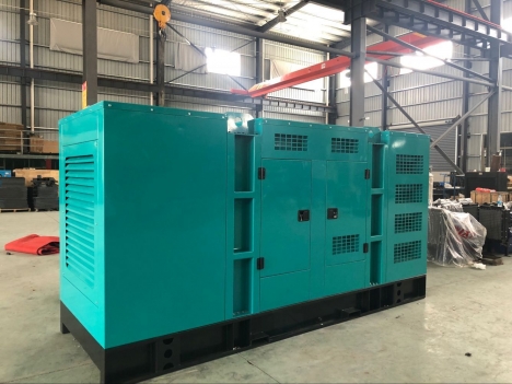 Máy phát điện Cummins - Mỹ nhập khẩu đồng bộ