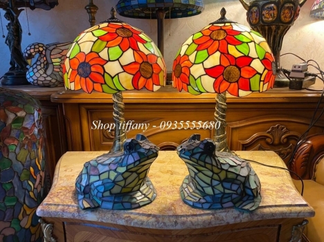 Đèn bàn tiffany họa tiết hoa hướng dương