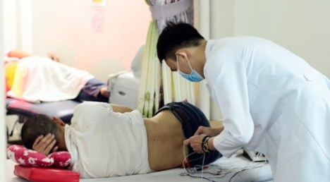 BÁC SĨ CHÂM CỨU, VẬT LÝ TRỊ LIỆU TẠI NHÀ BỆN NHÂN TP HCM