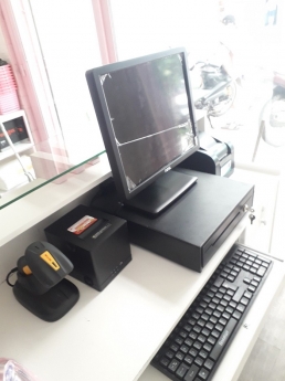 Chuyên Máy tính tiền giá rẻ cho spa tại TP.HCM