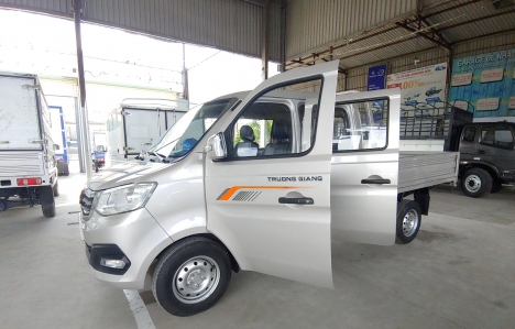 Xe tải Trường Giang T3 cabin đôi (lửng - mui bạt - kín)