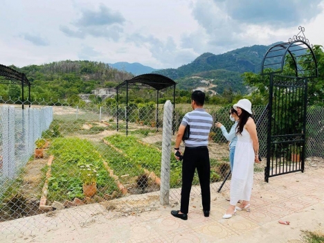 Bán gấp lô đất rẻ và đẹp suối tiên, diên khánh, mô hình nhà vườn cực đẹp giá chỉ 1,5tr/m2...!