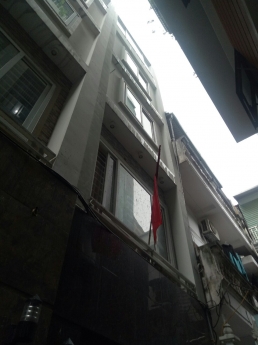 Bán nhà ngõ 68 Quận Uỷ Cầu Giấy - P. Quan Hoa 35m2