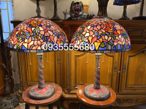 Giao lưu đôi đèn bàn mỹ hoạ tiết hoa mẫu đơn