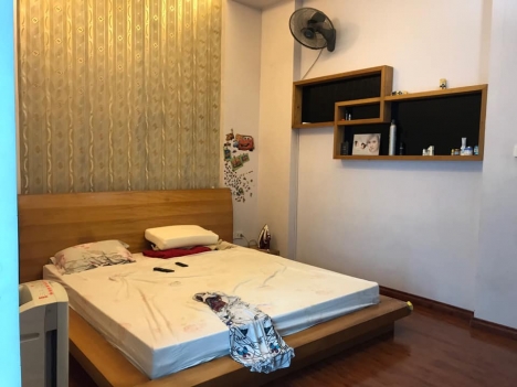 Bán nhà liền kề ngõ 603 Lạc Long Quân ngõ to rộng thông với đường Võ Chí Công
