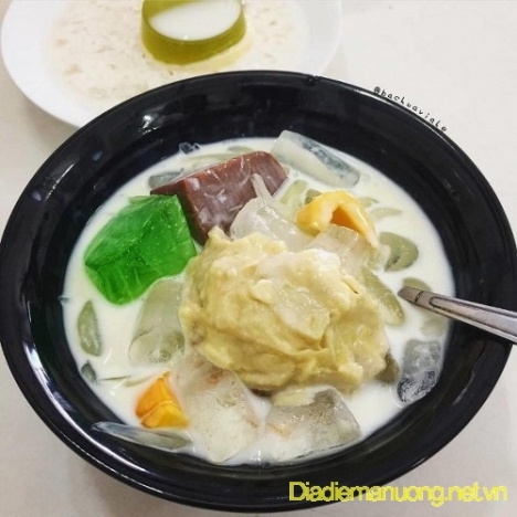 Chè Dừa Dầm Cô Hến - Đặc Sản Hải Phòng Tại Sài Gòn