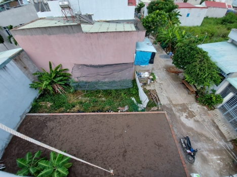Kẹt vốn bán gấp: 80m2, 100% thổ cư, Q.9, 2.85 tỷ