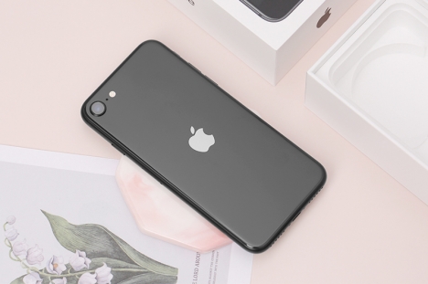 SẮM NGAY IPHONE SE 64GB MỚI RA LÒ CỦA NHÀ TÁO GIÁ SIÊU YÊU