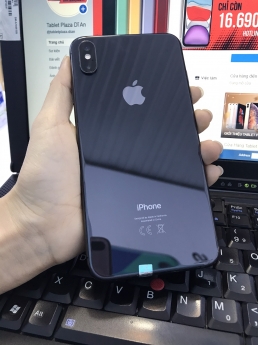 Tablet Dĩ An bán iphone xs max giá siêu hot