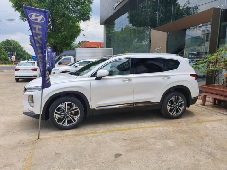 Hyundai Santafe 2.2D Đặc biệt màu trắng liên hệ ngay!!!