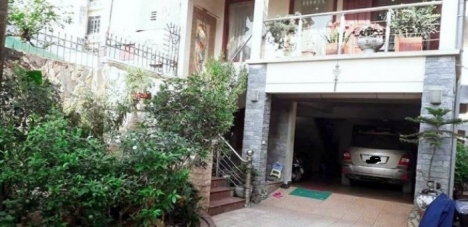 Bán nhà, sân riêng, ô tô, Ngọc Lâm, 6,4 tỷ.